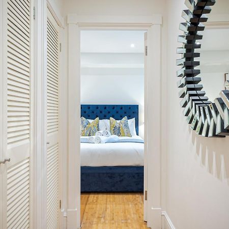 Chic Belgravia Hideaway With Private Patio 10 Mins To Harrods London Kültér fotó