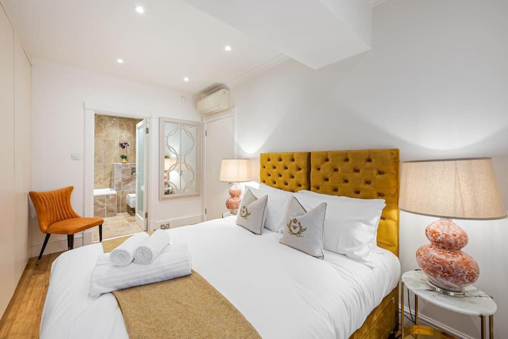 Chic Belgravia Hideaway With Private Patio 10 Mins To Harrods London Kültér fotó